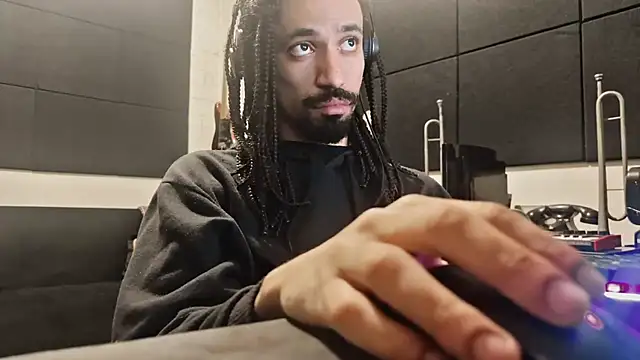 hotcamboy420 online show from 11.10.25