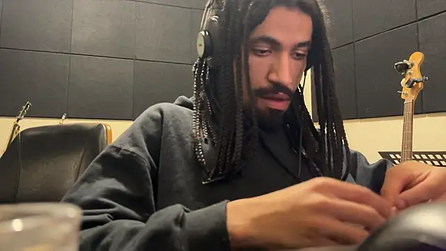 hotcamboy420 online show from 11.15.25