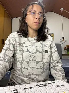 karlamorris  online show from 02.24.26