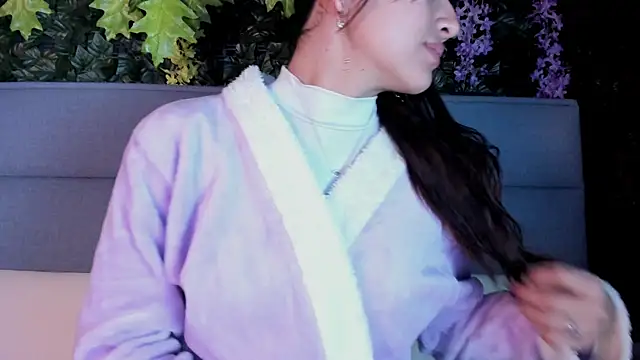 Sophy SmileSweet online show from 01.28.25