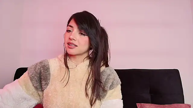 Sophy SmileSweet online show from 03.17.25