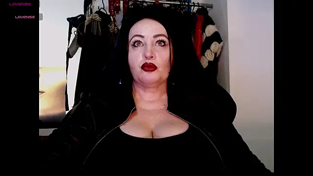 NannaGlossa online show from 11.16.25