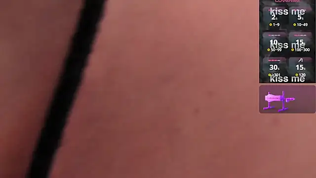 Snapshot of Anniee_boobs chatting on 02.06.25 Anniee boobs online show from 02.06.25