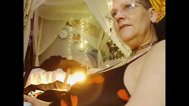 juscjen online show from 02.15.26