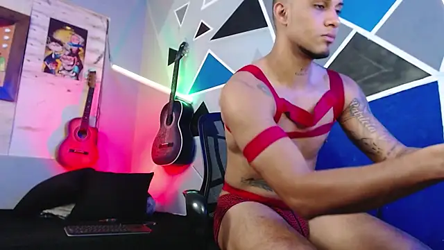 MagnusFrost online show from 10.06.25