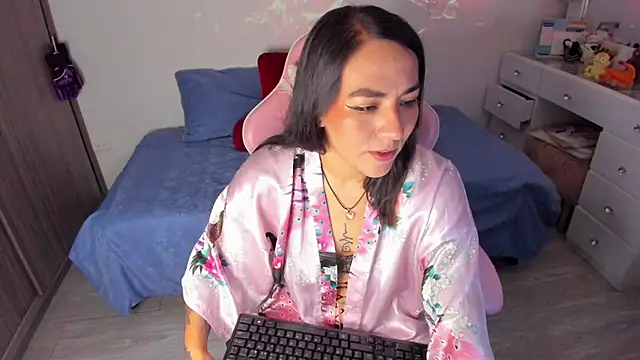 Sofi Martinezz0 online show from 09.24.25