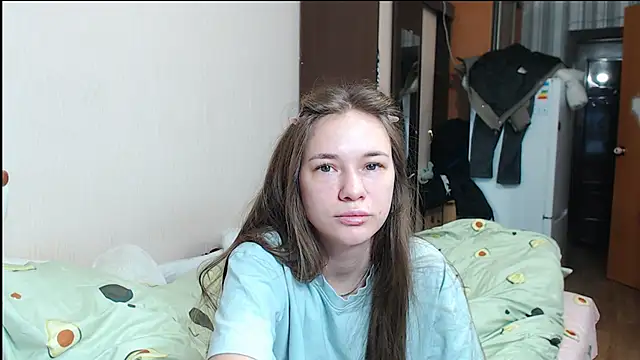 leila bambi  online show from 12.31.24