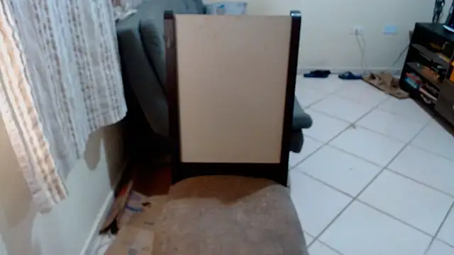 Snapshot of Giruivafitness chatting on 10.23.25 Giruivafitness online show from 10.23.25