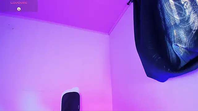 Snapshot of Leticia_brownn1 chatting on 03.12.25 Leticia brownn1 online show from 03.12.25