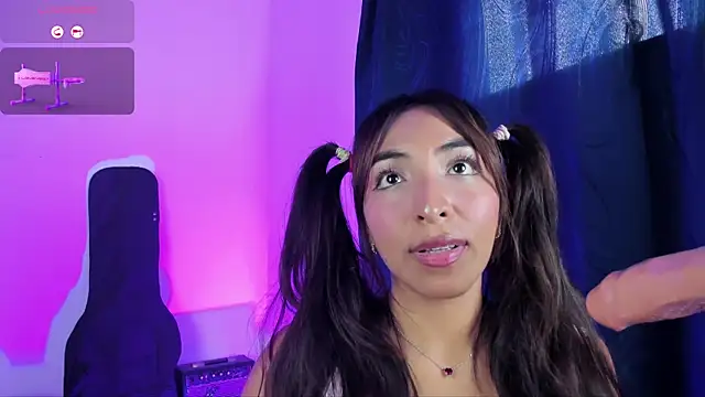 Snapshot of Leticia_brownn1 chatting on 03.15.25 Leticia brownn1 online show from 03.15.25