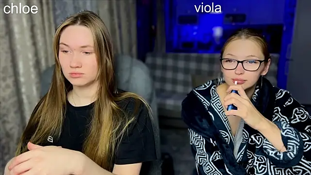 ChloeMillerMeow online show from 11.07.25