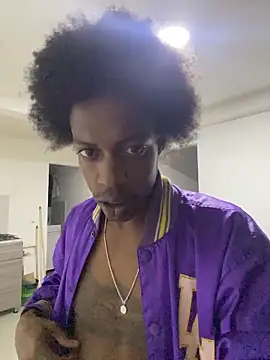 Snapshot of Larry-n-clouds chatting on 07.11.26 Larry-n-clouds online show from 07.11.26