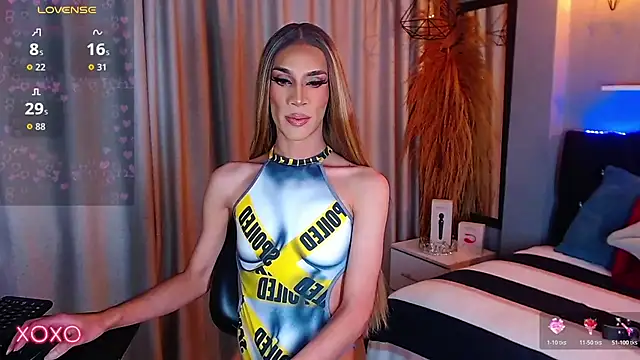 camila hootie online show from 11.02.25