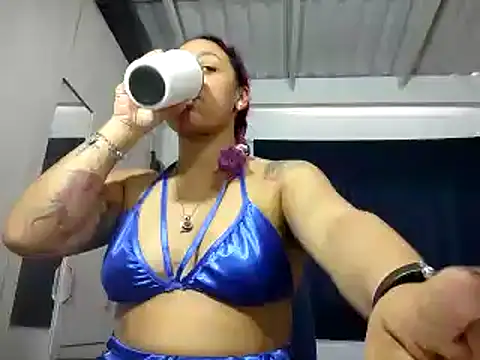 Snapshot of Cata_Blue__ chatting on 01.01.25 Cata Blue online show from 01.01.25