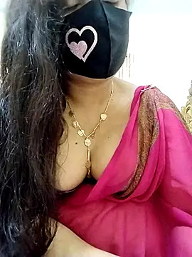 Snapshot of Ameera19 chatting on 02.14.25 Ameera19 online show from 02.14.25