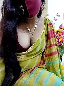 Snapshot of Ameera19 chatting on 02.26.25 Ameera19 online show from 02.26.25