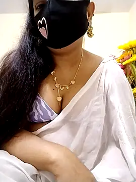 Snapshot of Ameera19 chatting on 02.26.25 Ameera19 online show from 02.26.25