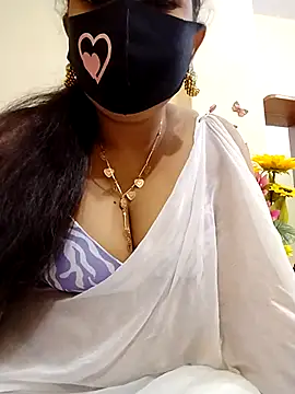 Snapshot of Ameera19 chatting on 02.27.25 Ameera19 online show from 02.27.25