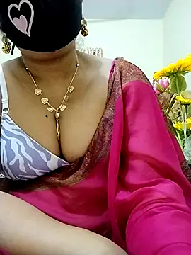 Snapshot of Ameera19 chatting on 03.11.25 Ameera19 online show from 03.11.25