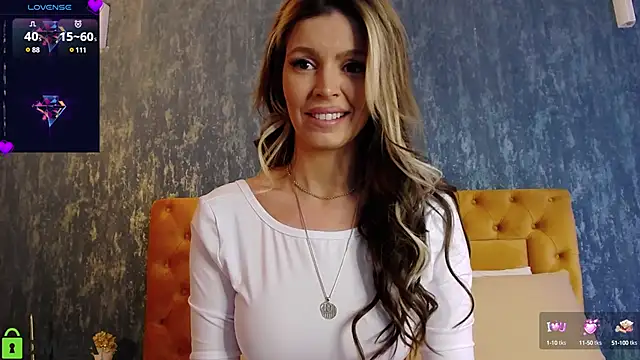 EvaDiamondXX online show from 03.22.25