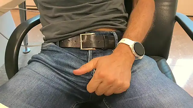 alessandroman2114 online show from 09.10.25