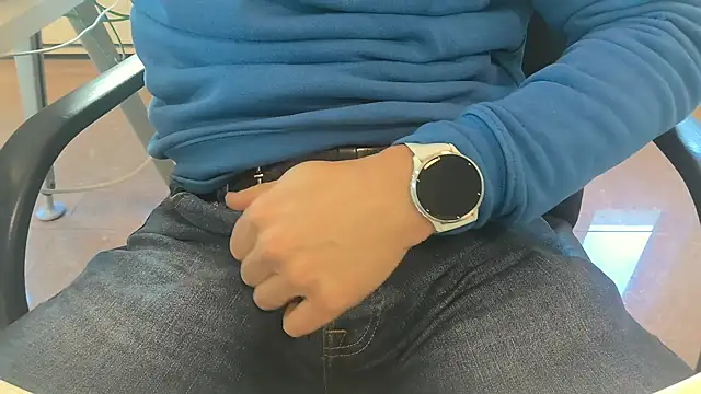 Snapshot of alessandroman2114 chatting on 02.05.26 alessandroman2114 online show from 02.05.26