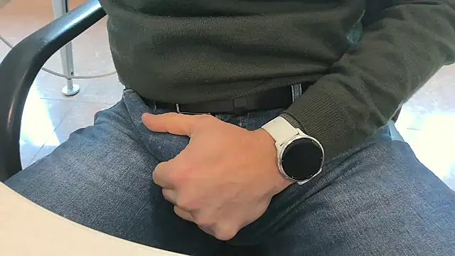 Snapshot of alessandroman2114 chatting on 02.16.26 alessandroman2114 online show from 02.16.26