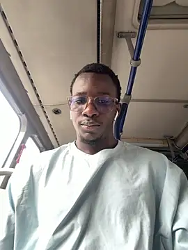  Lowmaypalacios online show from 03.31.26