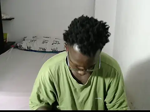  Lowmaypalacios online show from 04.14.26