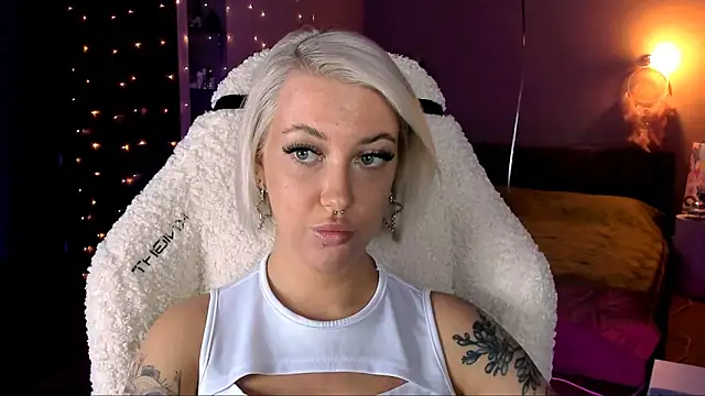 tykioty Miley online show from 12.06.24