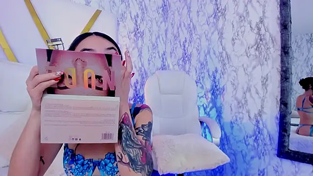 Athziry  online show from 12.18.24