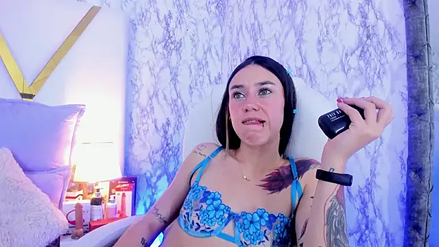 Athziry  online show from 01.10.25