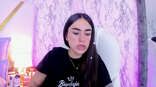 Athziry  online show from 01.11.25