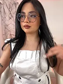 montmariana online show from 10.06.25