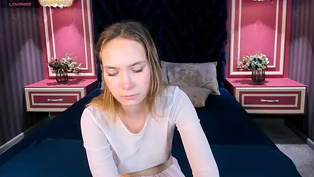 LinaVolberg online show from 10.02.25