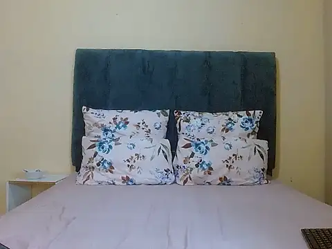 curvycloe1 online show from 06.15.26