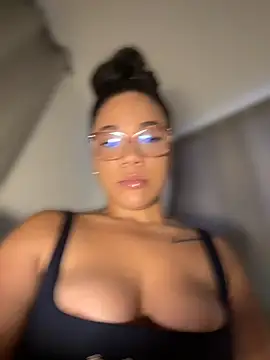 ashley Tompson1 online show from 07.17.26
