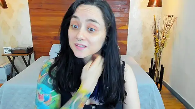 KatherineBond online show from 02.04.25