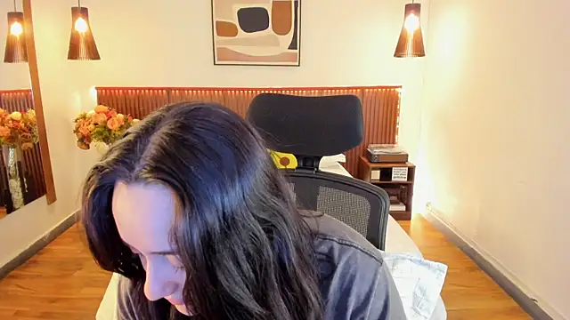 KatherineBond online show from 06.25.26