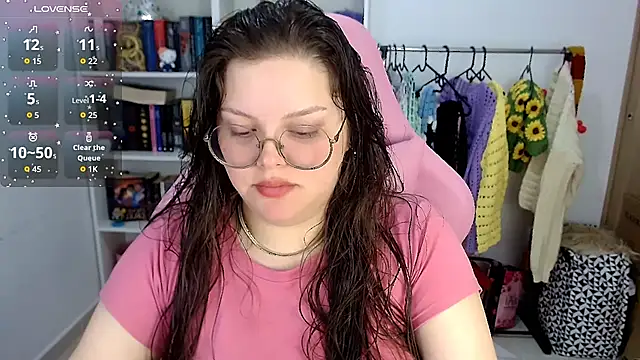 Gabiwaifu online show from 11.15.25