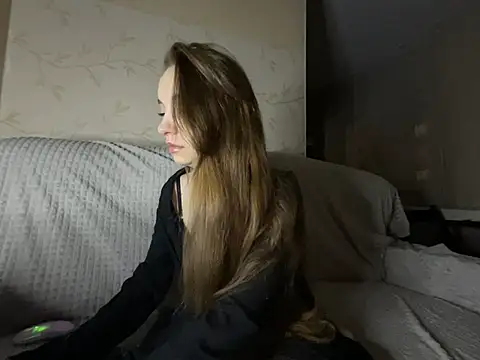 Snapshot of BarbaraFantasy chatting on 03.06.25 BarbaraFantasy online show from 03.06.25
