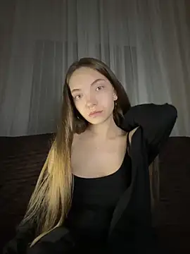 Snapshot of BarbaraFantasy chatting on 09.11.25 BarbaraFantasy online show from 09.11.25