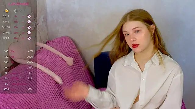 TrissMerigold9 online show from 09.16.25