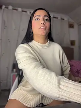 JazminTaylor online show from 04.12.26