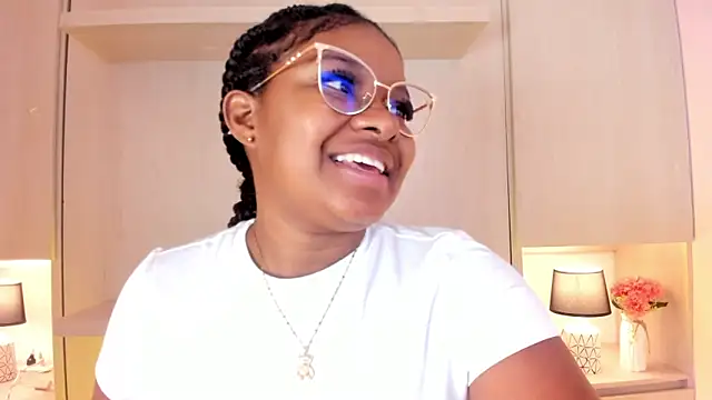 tamaraa smiith online show from 11.01.25