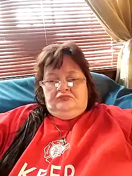 Bayou Woman68 online show from 02.21.26