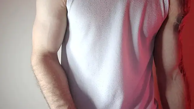 Snapshot of Kenner_fox77 chatting on 02.13.25 Kenner fox77 online show from 02.13.25