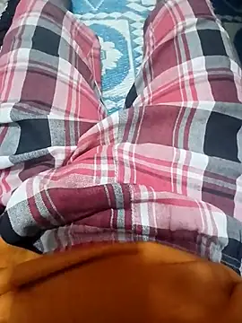 Snapshot of alanjoyoo chatting on 09.18.25 alanjoyoo online show from 09.18.25