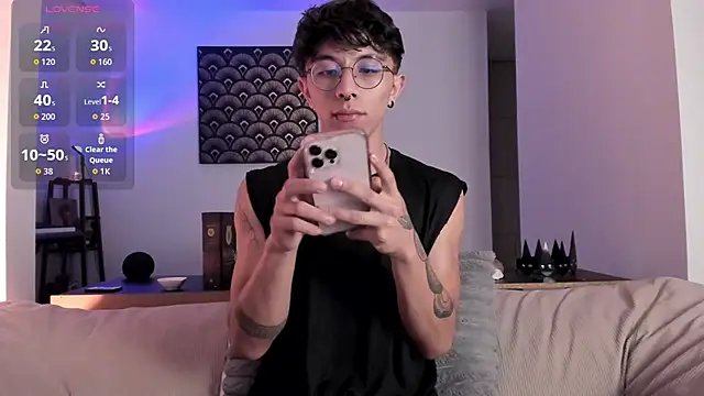 im  thomass online show from 12.14.25