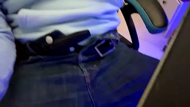 vogliososexboy1993 online show from 11.27.25